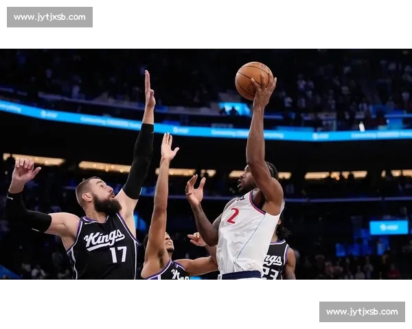 NBA季后赛精彩集锦：每日十佳球回顾